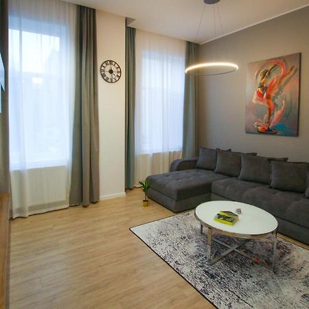 Mianelly Center Apartment คอนสตันซา ภายนอก รูปภาพ
